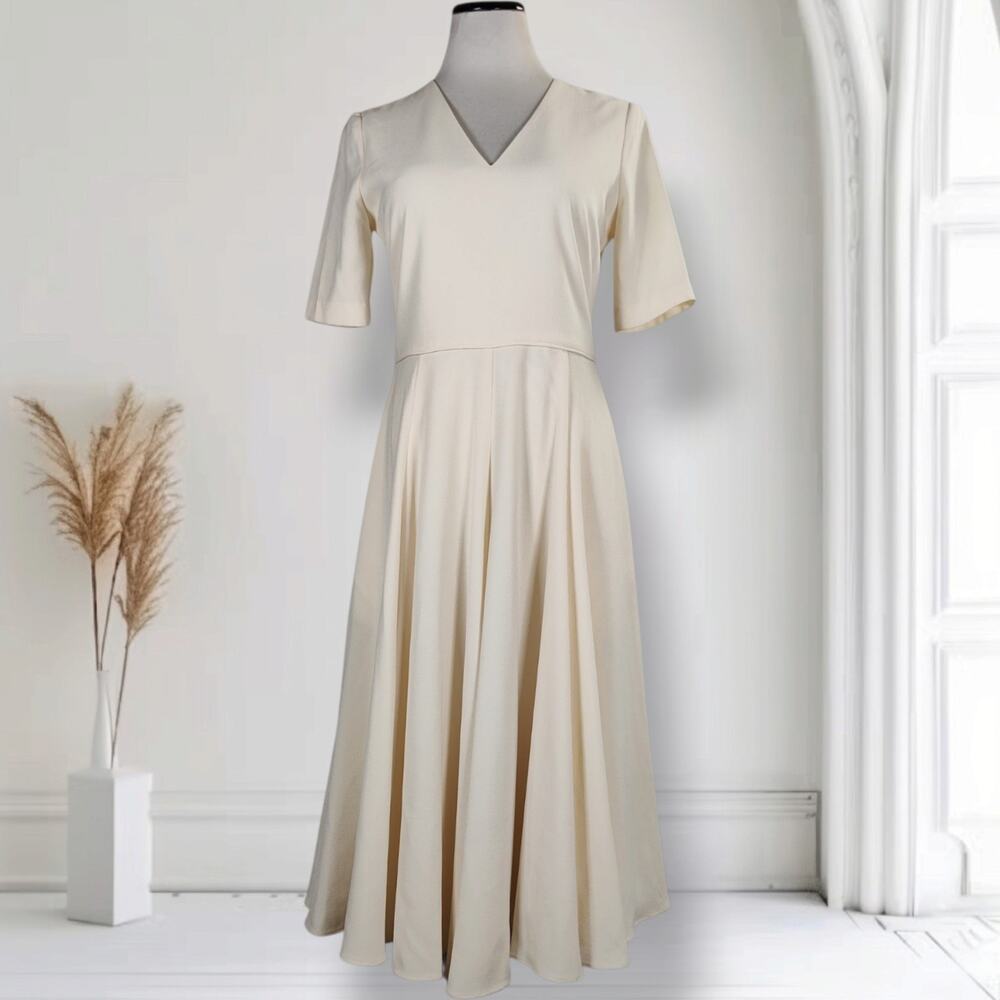 Gal Meets Glam Edith City Dress 6 Cream Crepe Fit Flare Midi NWT
